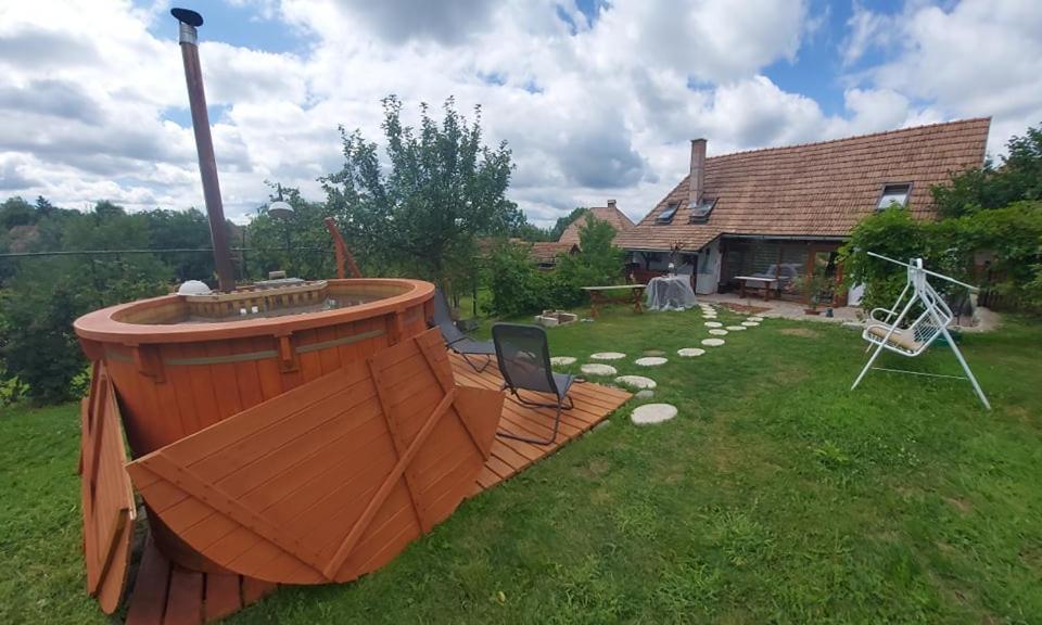 Siklod. Csaba Vendeghaz Hotel Bagian luar foto